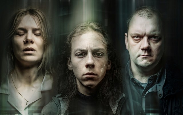 OMBRE NELLA CAVERNA – “HAUSEN”